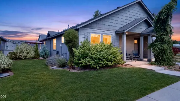 61980 NE Nates Place, Bend, OR 97701
