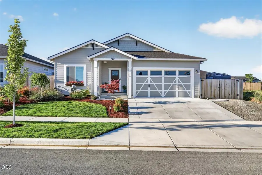 3710 Carlin Drive, Medford, OR 97504 - #2
