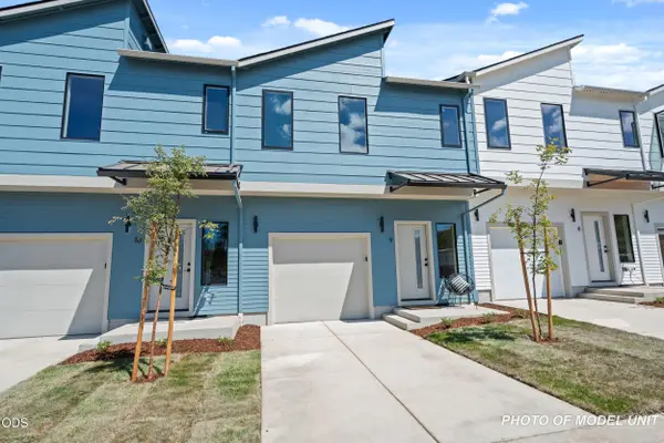 2032 Sunset Drive #7, Medford, OR 97501