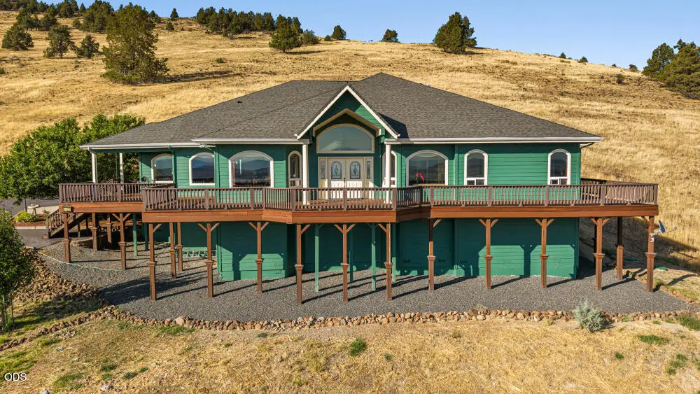 3427 Plum Hill Road, Klamath Falls, OR 97601 - #1