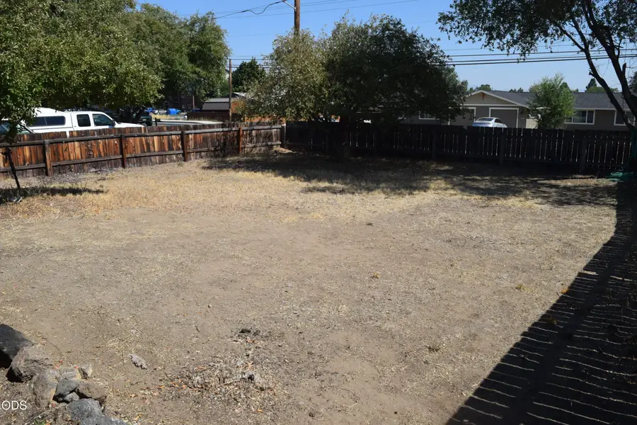 2911 SW Canal Boulevard, Redmond, OR 97756 - #3