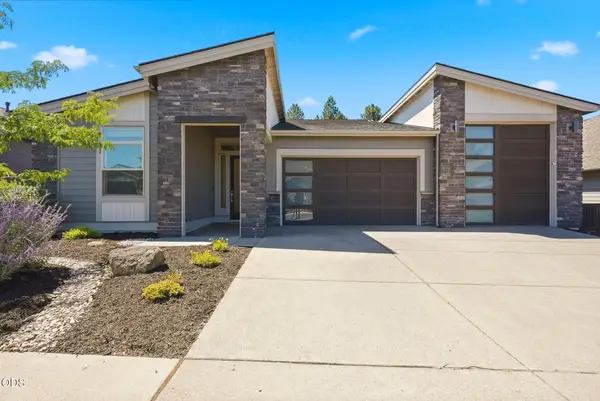 3083 NW Hidden Ridge Drive, Bend, OR 97703