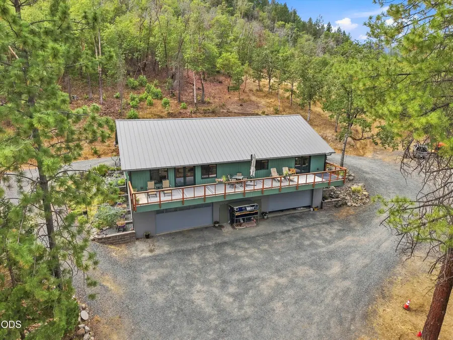 3257 Sardine Creek Road, Gold Hill, OR 97525 - #2