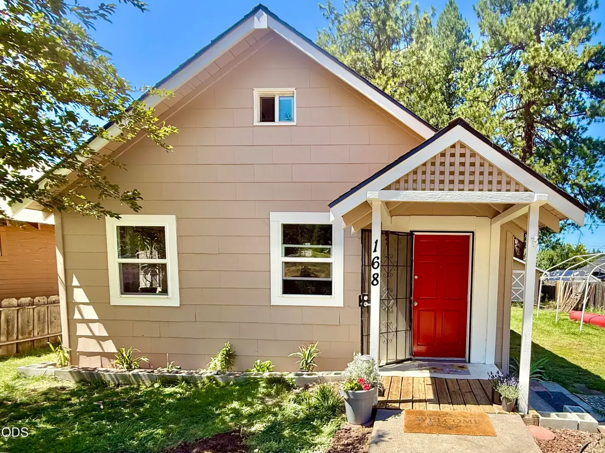 168 S 3rd Avenue, Chiloquin, OR 97624 - #1