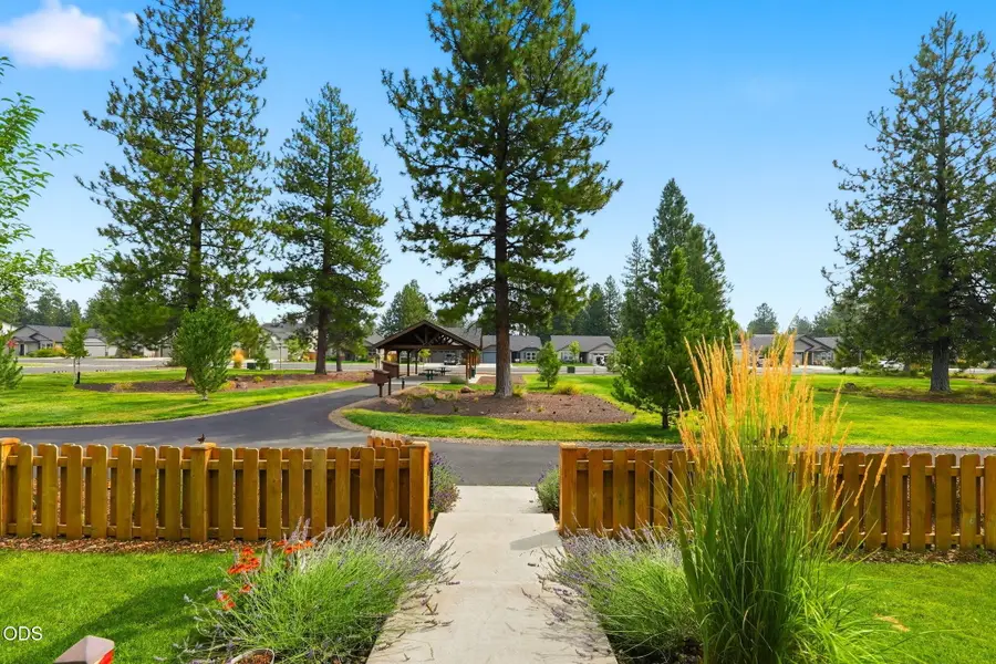 681 N Meadow Lane, Sisters, OR 97759 - #2