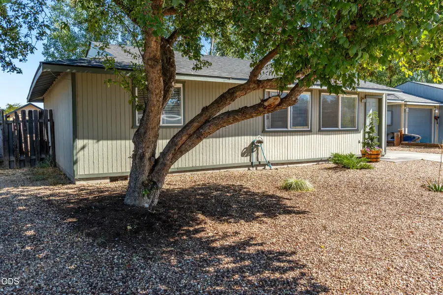 3217 SW Quartz Avenue, Redmond, OR 97756 - #2