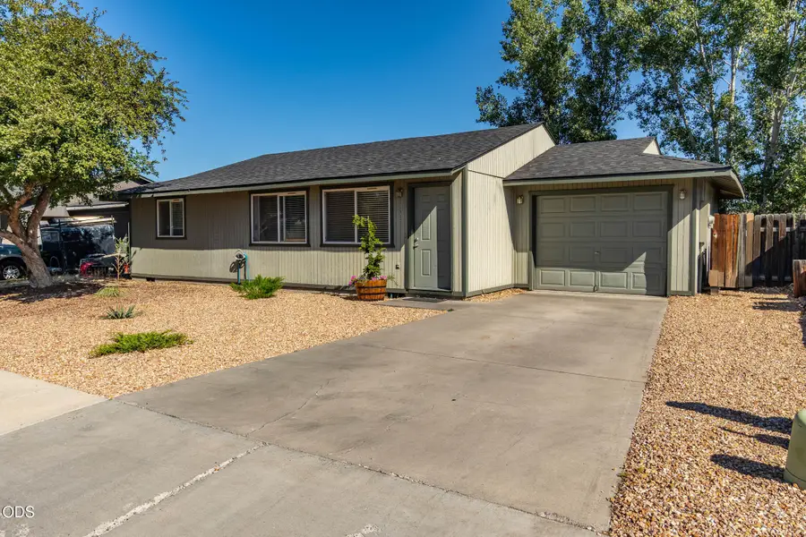 3217 SW Quartz Avenue, Redmond, OR 97756 - #3