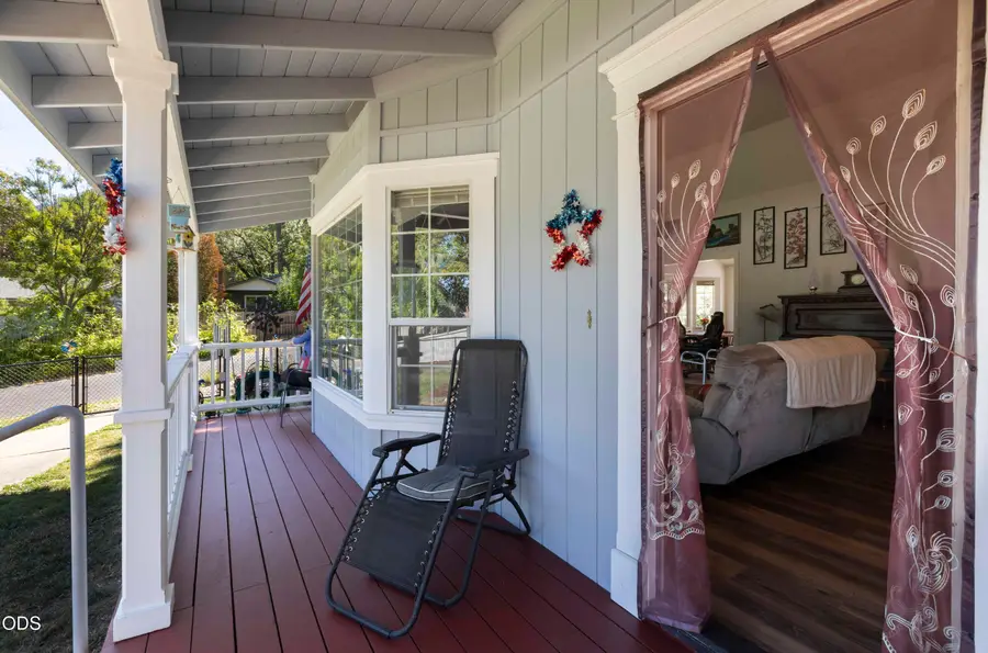 2200 Mayfield Drive, Grants Pass, OR 97527 - #3