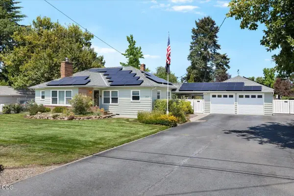 1625 Grand Avenue, Medford, OR 97504