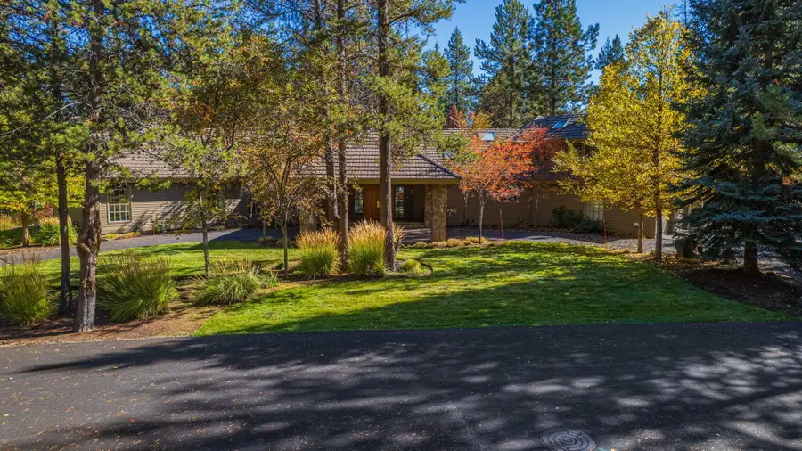 17685 Warbler West Lane #5,6,7, Sunriver, OR 97707 - #3