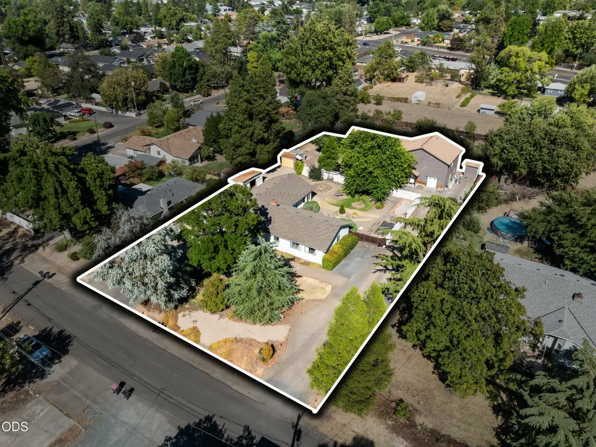 1320 Covina Avenue, Medford, OR 97504 - #1