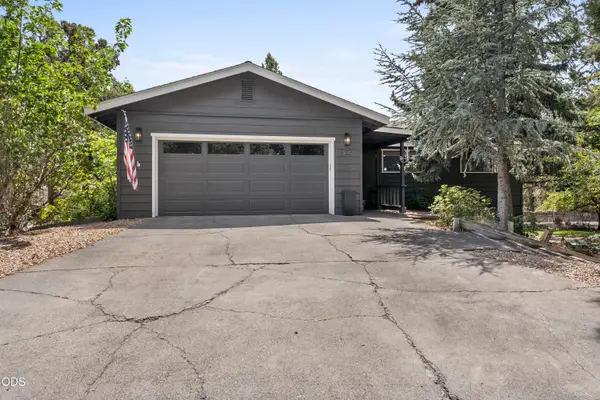 1941 NE Desert Court, Bend, OR 97701