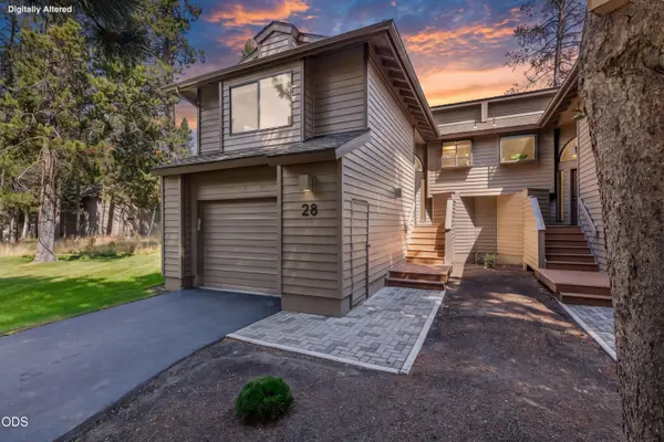 17810 W Core Road #28, Sunriver, OR 97707