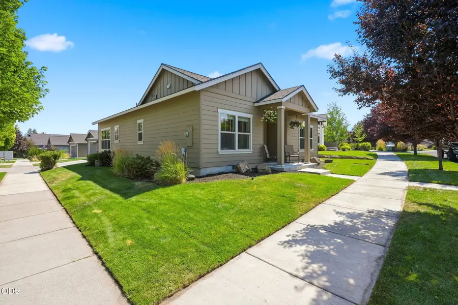 61420 SE Lana Way, Bend, OR 97702 - #2