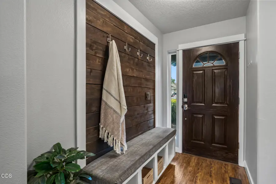 3029 SW Peridot Avenue, Redmond, OR 97756 - #2