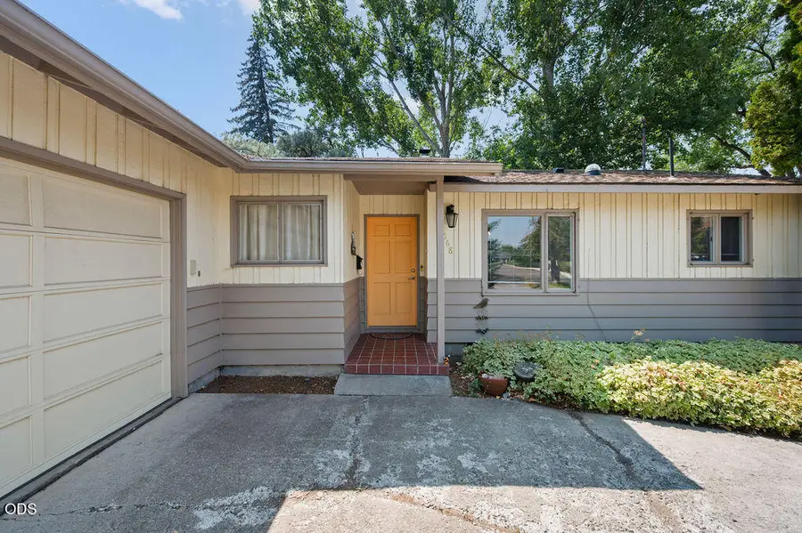 668 NE Ochoco Avenue, Prineville, OR 97754 - #3