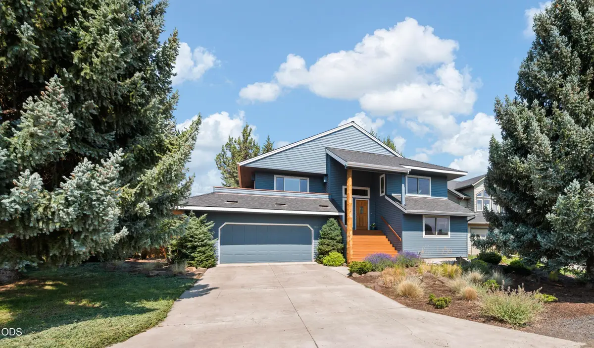 20780 Mira Circle, Bend, OR 97703 - #1
