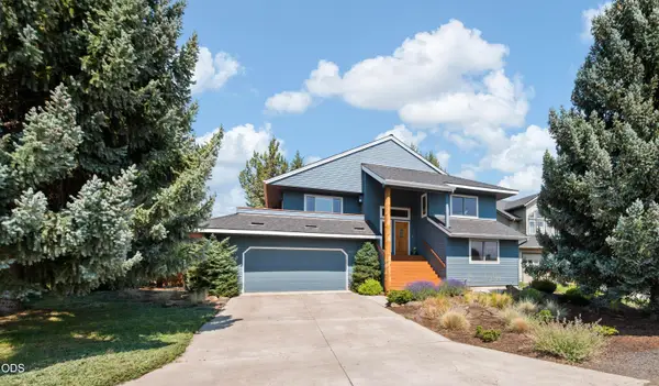 20780 Mira Circle, Bend, OR 97703