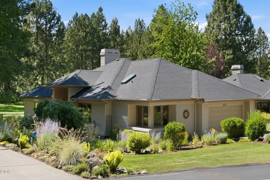 60733 Breckenridge Street, Bend, OR 97702 - #2