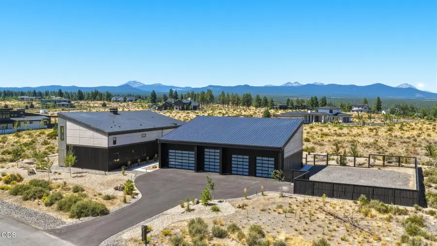 62333 Mcclain Drive, Bend, OR 97703 - #3