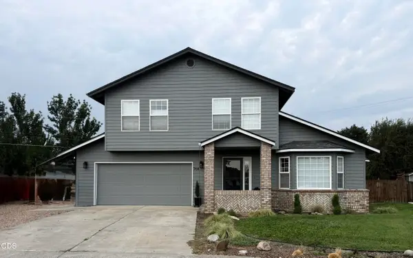764 NW 19th Place, Redmond, OR 97756