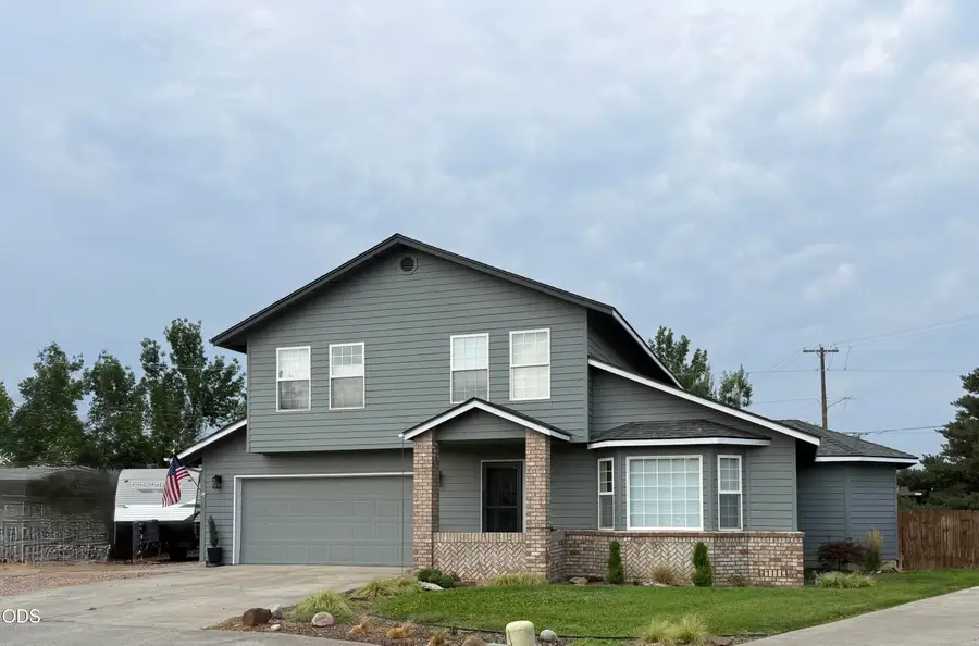 764 NW 19th Place, Redmond, OR 97756 - #2