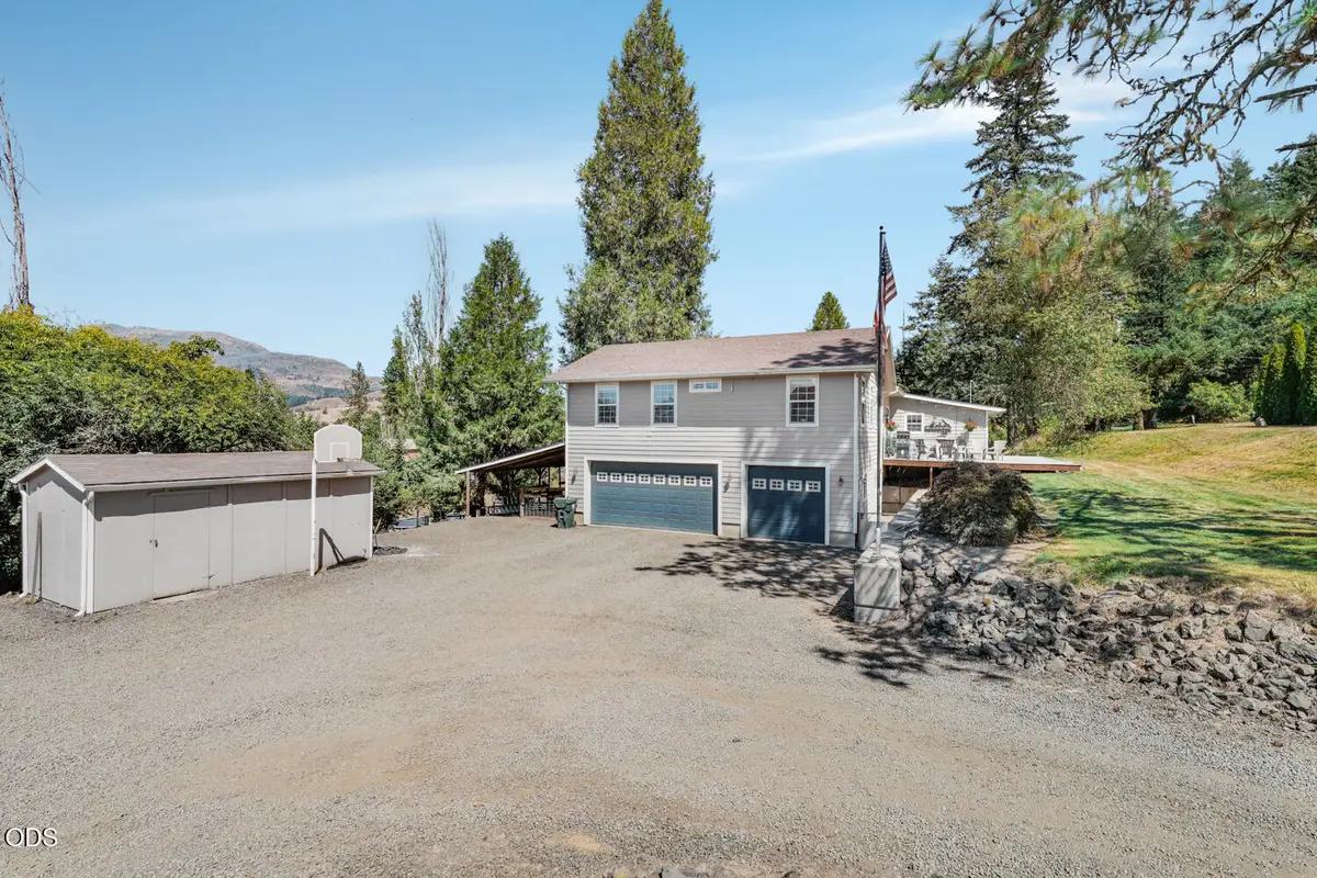 216 Terrace Drive, Glide, OR 97443 - #1