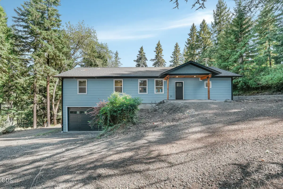 283 Upper Terrace Lane, Glide, OR 97443 - #1