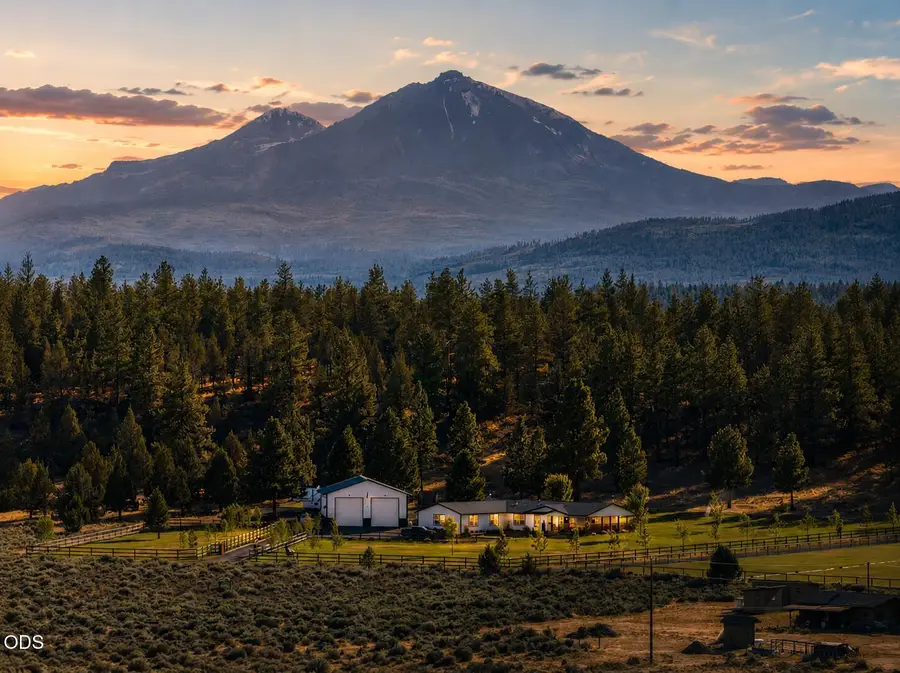 69435 Hinkle Butte Drive, Sisters, OR 97759 - #2