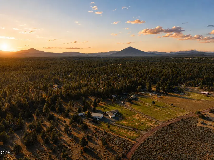 69435 Hinkle Butte Drive, Sisters, OR 97759 - #3