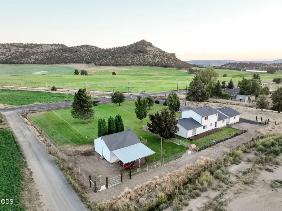 3061 NE Barnes Butte Road, Prineville, OR 97754 - #3