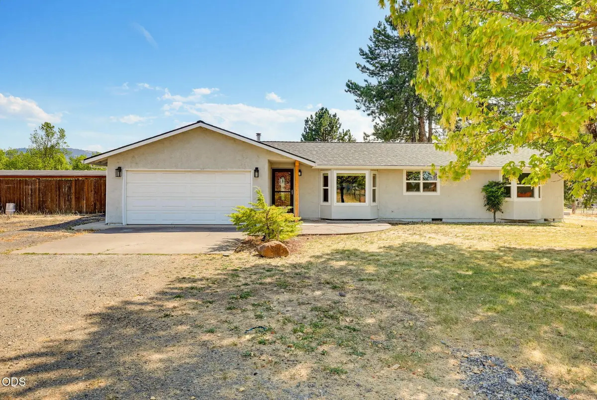 3626 Corey Road, Medford, OR 97502 - #1