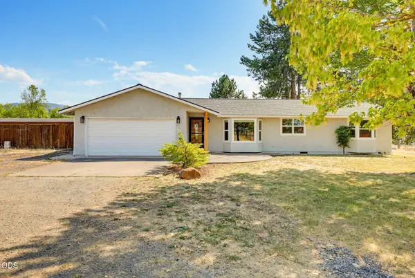 3626 Corey Road, Medford, OR 97502