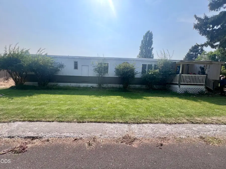 61445 SE 27th Street #UNIT 18, Bend, OR 97702 - #2