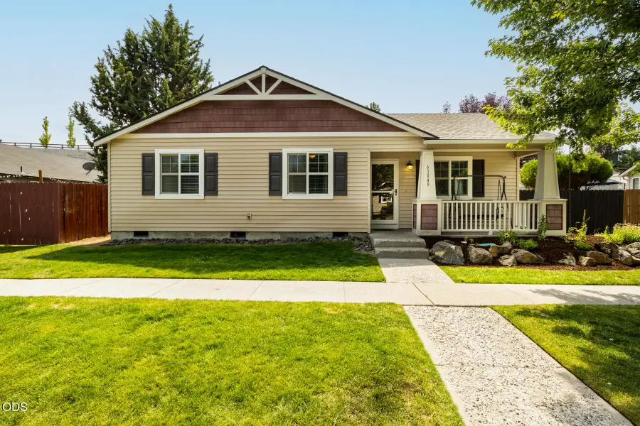 61049 Larkspur Loop, Bend, OR 97702 - #2