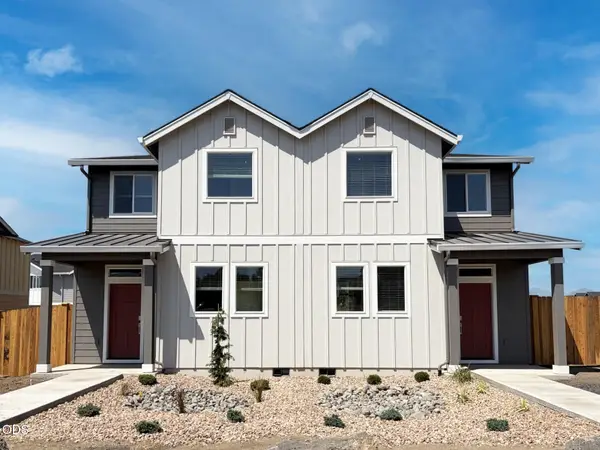 752 NW Varnish Place, Redmond, OR 97756