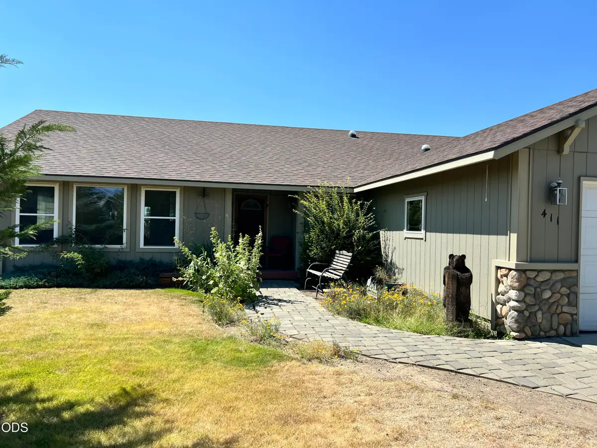 411 Meadowview Street, Culver, OR 97734 - #1
