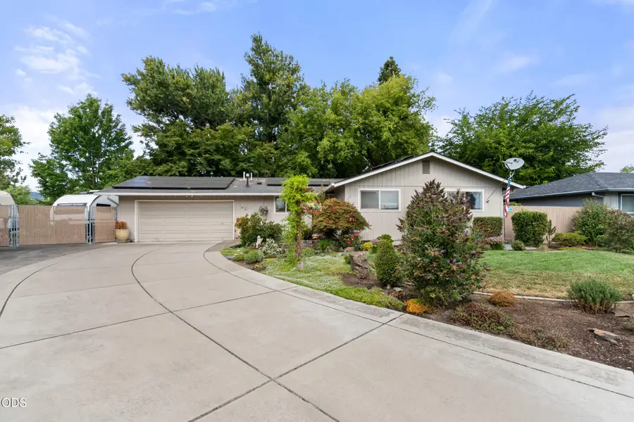 95 Donna Way, Central Point, OR 97502 - #2