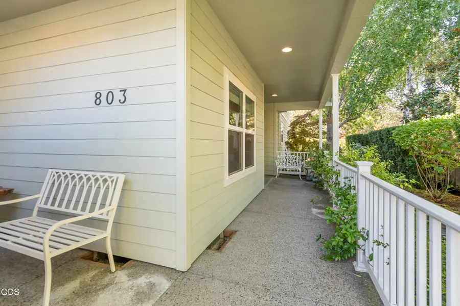 803 Buck Point Street, Central Point, OR 97502 - #3