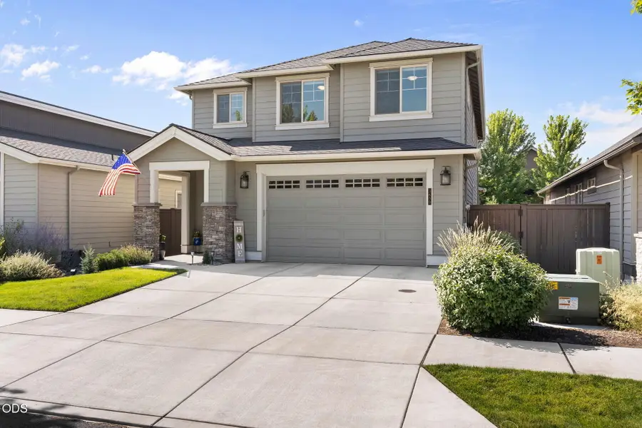 3650 SW Badger Court, Redmond, OR 97756 - #2