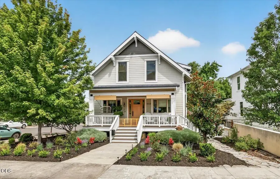 533 Fairview Street, Ashland, OR 97520 - #3