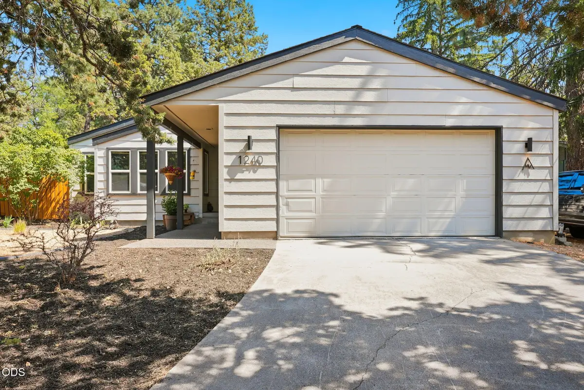 1240 NE 11th Street, Bend, OR 97701 - #1