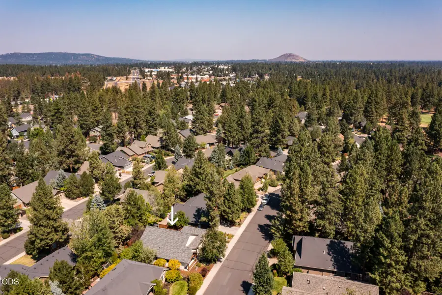 60813 Grand Targhee Drive, Bend, OR 97702 - #2