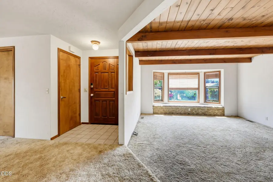 2323 Kona, Medford, OR 97504 - #2