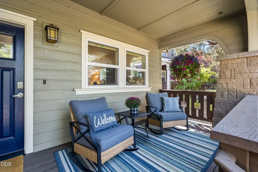 762 NW Mount Washington Drive, Bend, OR 97703 - #2