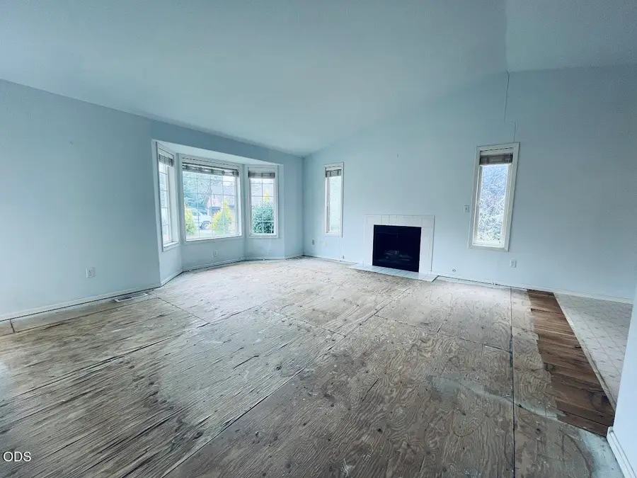 2026 NE Hall Circle, Bend, OR 97701 - #3