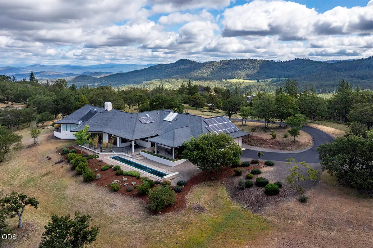 7012 Pine Ridge Drive, Medford, OR 97504 - #1