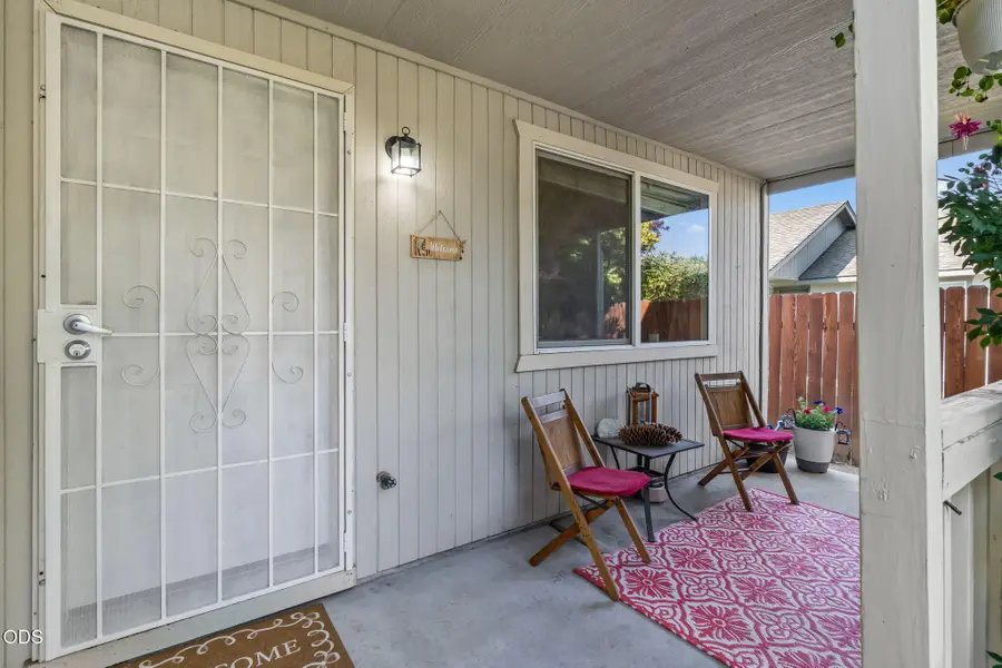 3238 SW Lava Avenue, Redmond, OR 97756 - #3