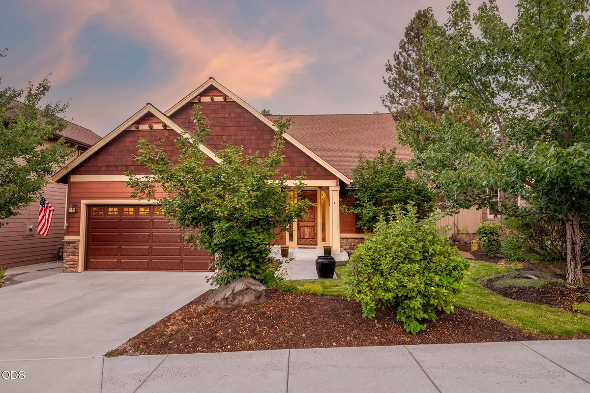 60826 Whitney Place, Bend, OR 97702 - #1