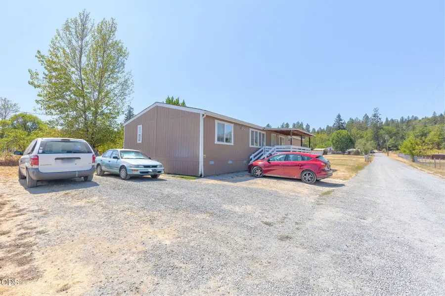 2322 Allen Creek Road, Grants Pass, OR 97527 - #2